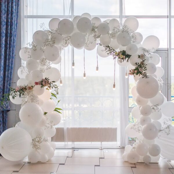 balloon arch available at Buzzy Meadows Homestead in gardeners supply